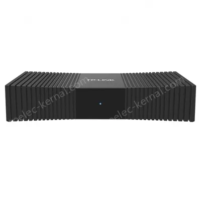 8 x 10/100M adaptive RJ45 ports switch