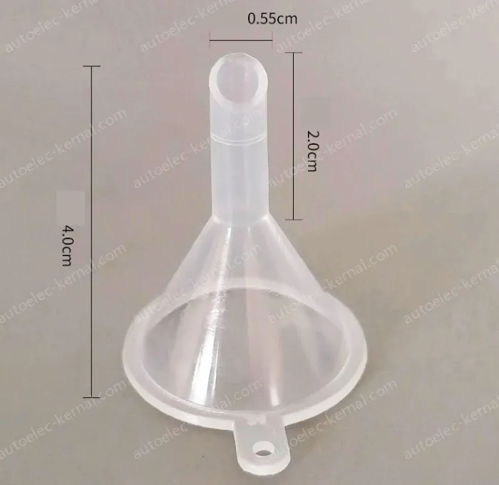 Plastic separating funnels The length and diameter of the tip is 3cm, 1 piece