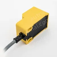 Rectangle Inductive proximity switch NI15-Q30-AP6X